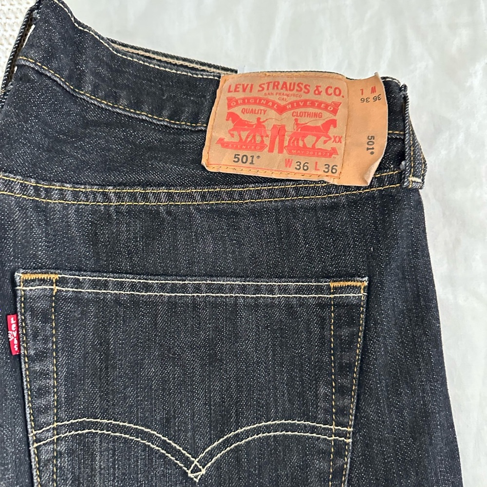 Levi's Men's Dark Blue Straight Jeans